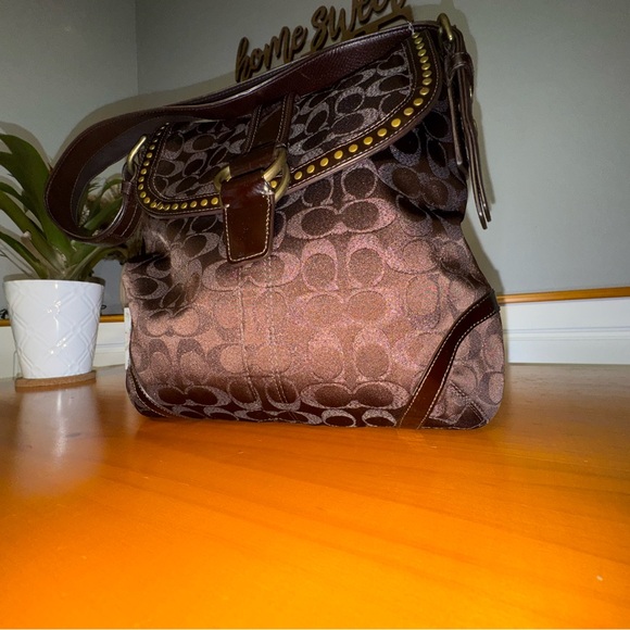 08 Coach Studded Crossbody - Picture 1 of 5